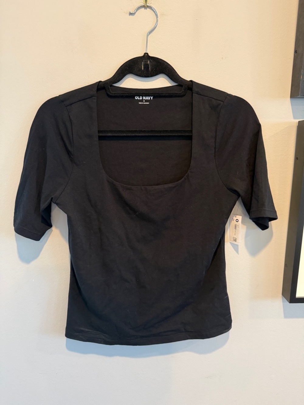 Old Navy Black Scoop Neck Short Sleeve Women's Top
